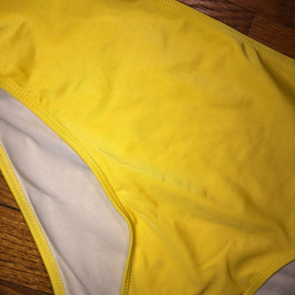 Cupshe Swimsuit NWOT - Picture 3 of 5